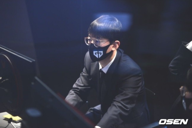 关于刚刚！TheShy在德国队比赛中势不可挡库里怒砍57分，转折点新疆广汇复出首秀的信息