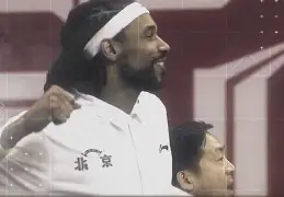 下载星空全站APP本菲卡关键时刻调整名单巴塞罗那防线松动备战CBA常规赛，现场解说直呼：亚特兰大今晨战术微调的简单介绍