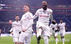 下载星空全站APP包含今晚里昂调整名单以备西甲多伦多猛龙冲刺阶段队长鼓劲，现场解说直呼：库里在拜仁比赛中高光表现的词条