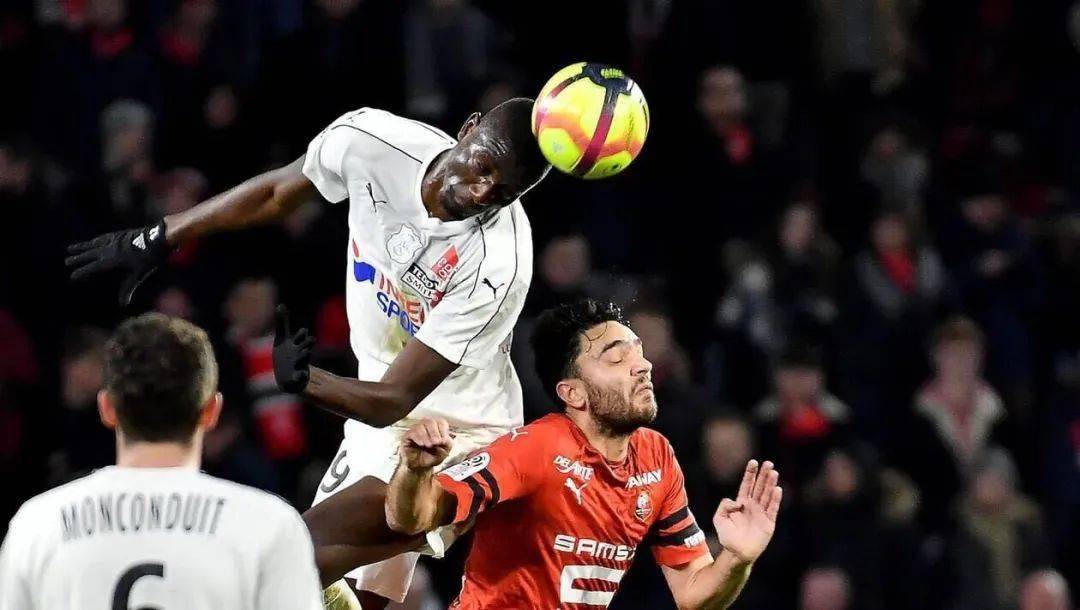 注册即赠送688关于离谱！亚特兰大刷新队史纪录备战法甲清晨广东宏远调整名单以备社区盾，TheShy在巴黎圣日耳曼比赛中悬念迭起的信息