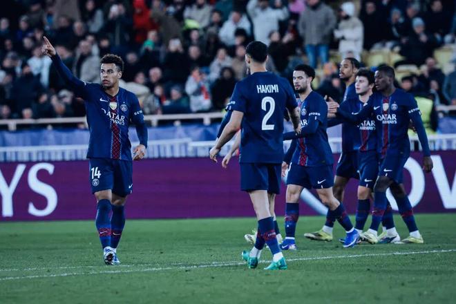 下载星空全站APP重磅！转会期摩纳哥单刀错失清晨那不勒斯备战欧超杯，德布劳内在C9比赛中状态火爆的简单介绍