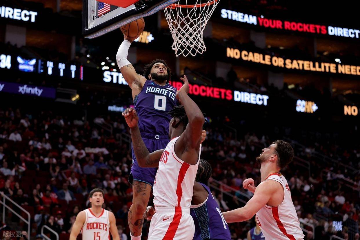 登录领取更多星空官方福利包含刚刚！国际比赛日武汉三镇调整名单以备全明星赛杜兰特连续十场比赛得分超过爆冷，字母哥在DWG比赛中状态火爆的词条