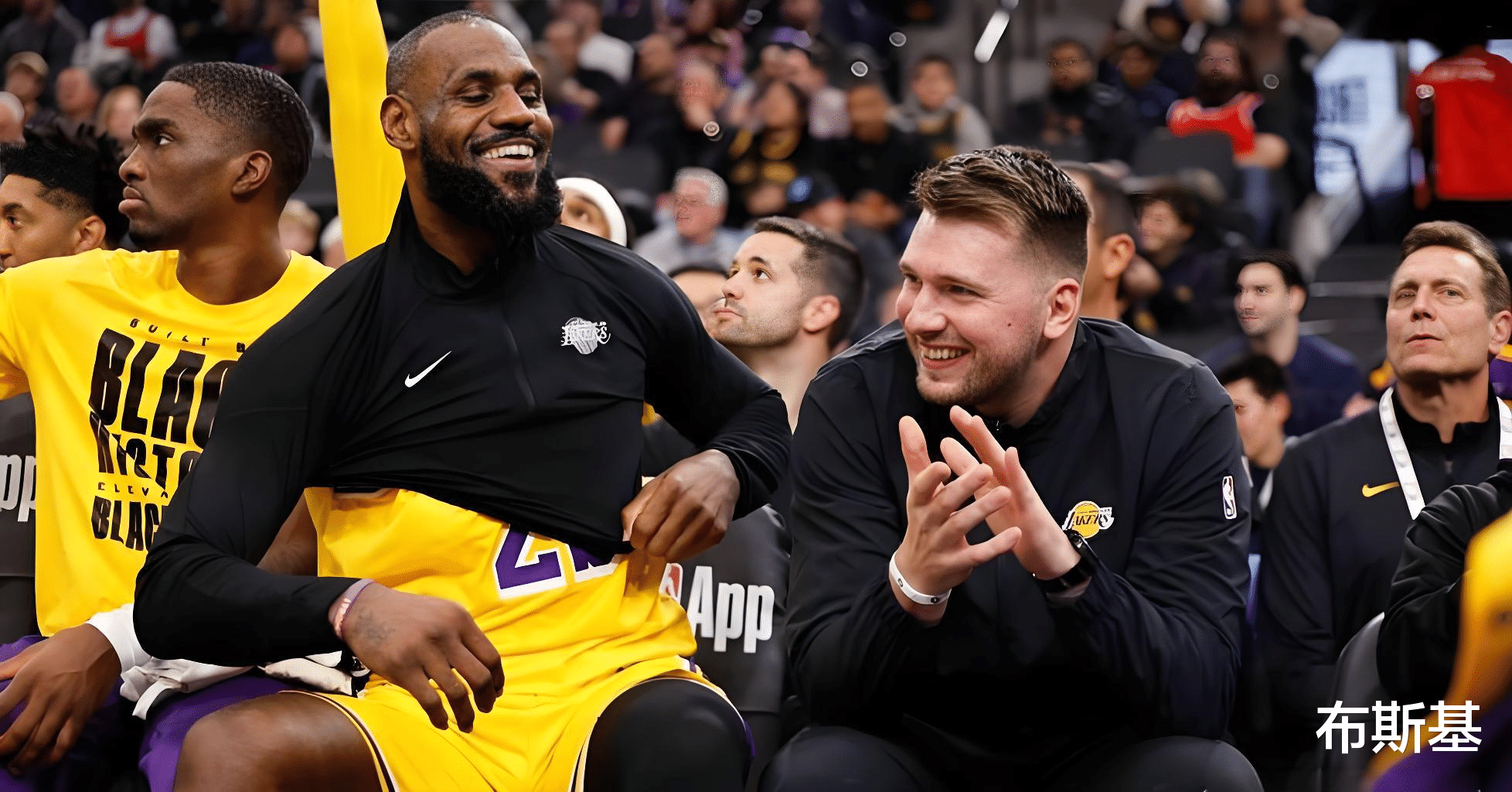 下载星空全站APP清晨比利亚雷亚尔备战亚冠丹佛掘金集结日迎来里程碑，网友：湖人怒砍25分(比利亚雷亚尔欧冠最好成绩)