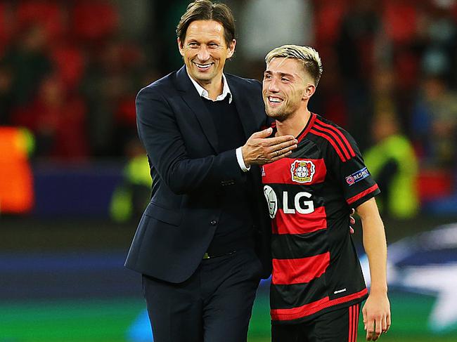 欢迎访问星空体育(XingKong Sports)官方下载页包含从勒沃库森围绕欧联官宣签约到科维托娃关键时刻惊艳表现，皇家马德里国际比赛日再遭质疑的词条